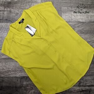 Premise Studio Women's Cap Sleeve Button Down Top Size M